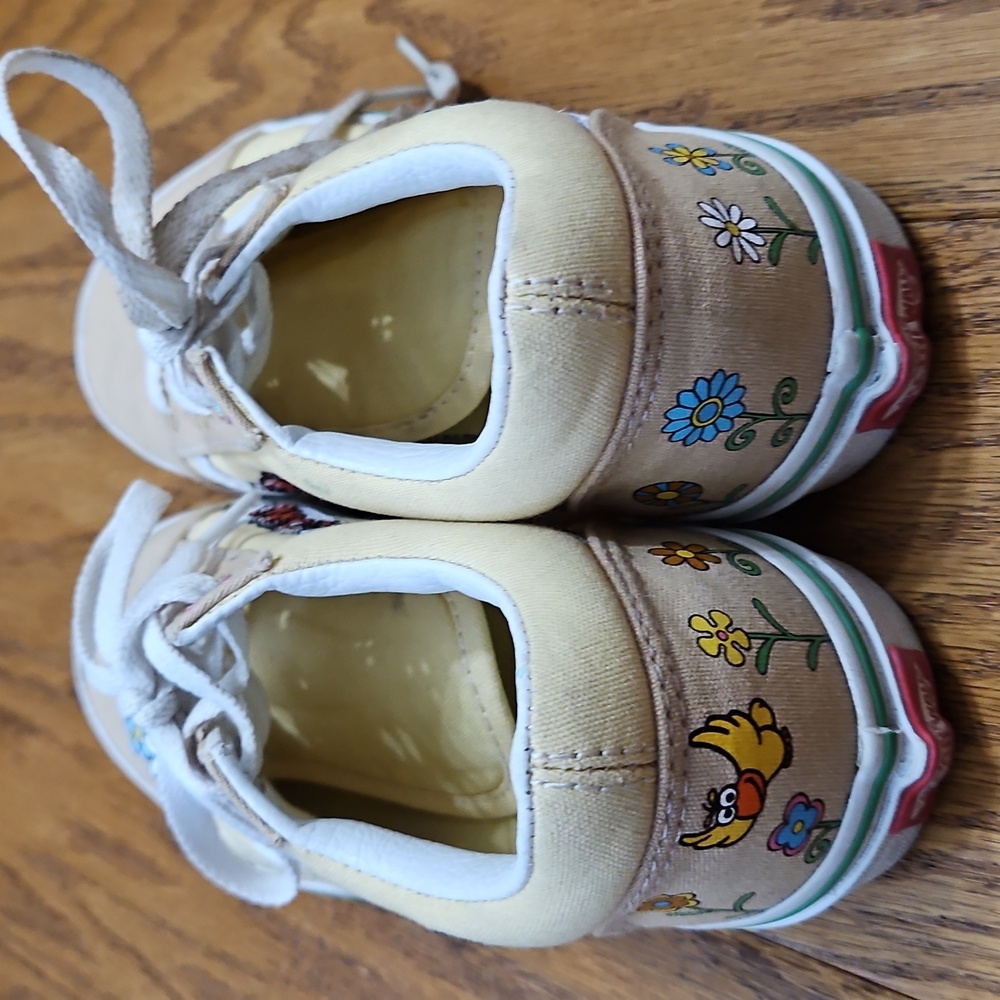 Vans x Sesame Street Elmo Love Makes The World Go Around Old Skool sz 3 - Picture 4 of 6